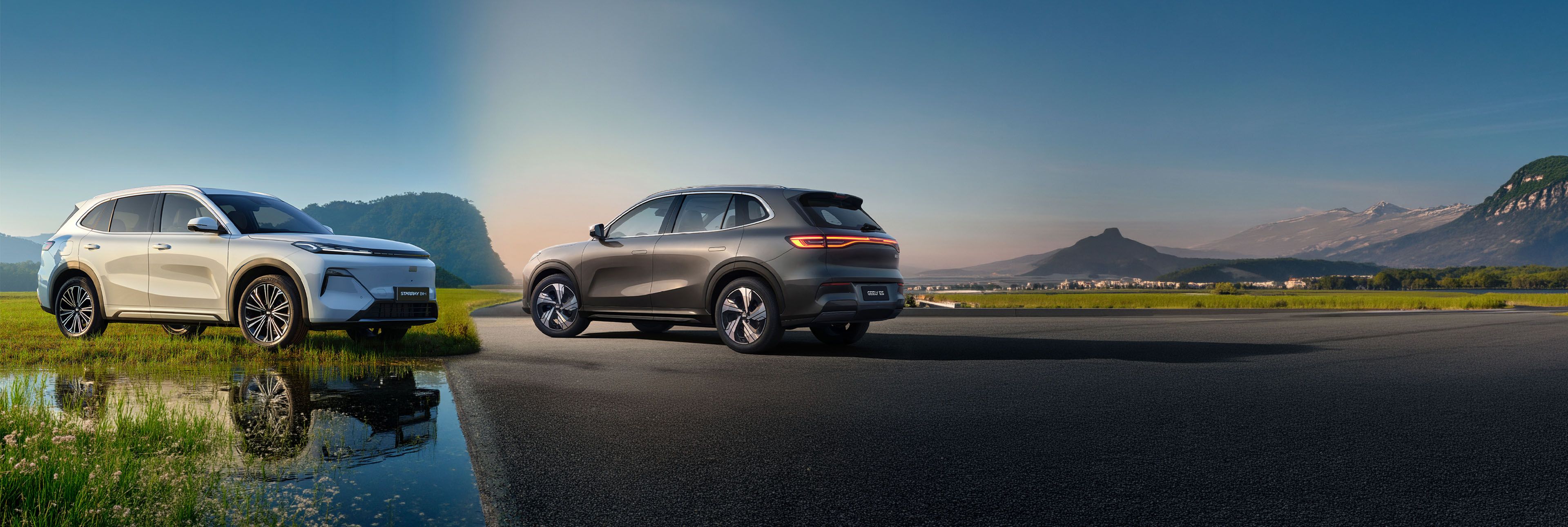 Zwei Geely SUV-Fahrzeuge auf einer Landstraße vor einer Bergkulisse. Fahrzeugansicht der Geely Modelle in einer naturnahen Umgebung.