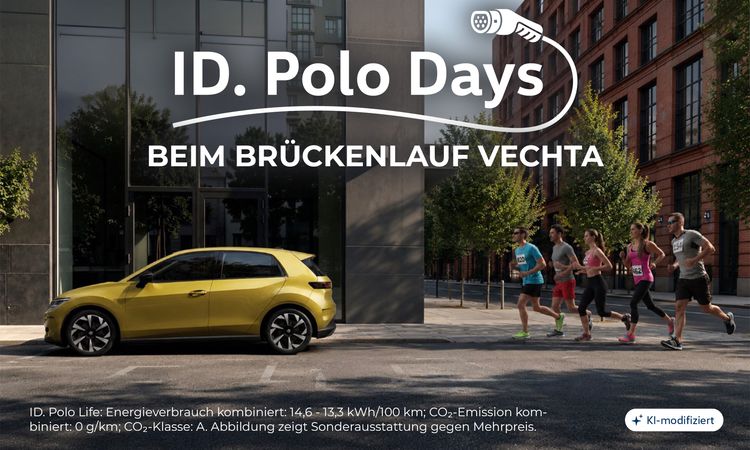 Links im Bild ist der neue ID. Polo in Fahrtrichtung links. Auf der rechten Seite sieht man einige Läufer, die Richtung fahrzeug laufen. Im Hintergrund sind moderne Gebäude. Oben drüber ist das ID. Polo Days Logo, darunter steht "BEIM BRÜCKENLAUF VECHTA".
