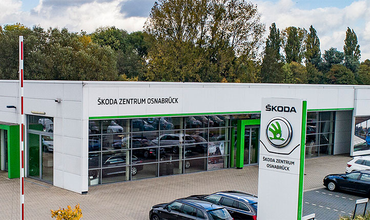 Auf dem Foto ist das Skoda Zentrum Osnabrück der STARKE Automobilgruppe an der Franz-Lenz-Straße zu sehen. 